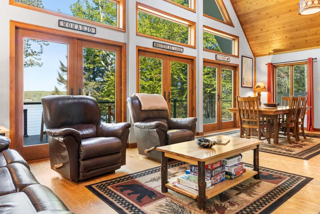 Lakeside Chalet