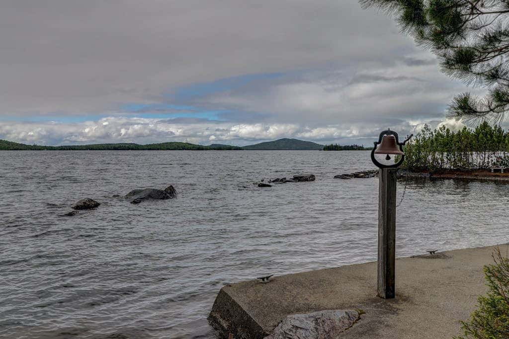 Breakwater Lodge