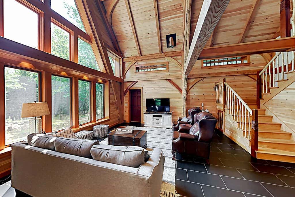 The Lazy Lumberjack Cottages