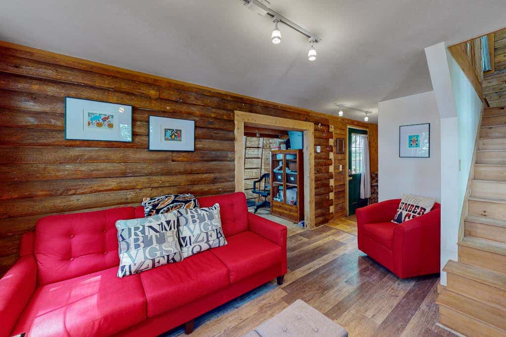 The Lazy Lumberjack Cottages