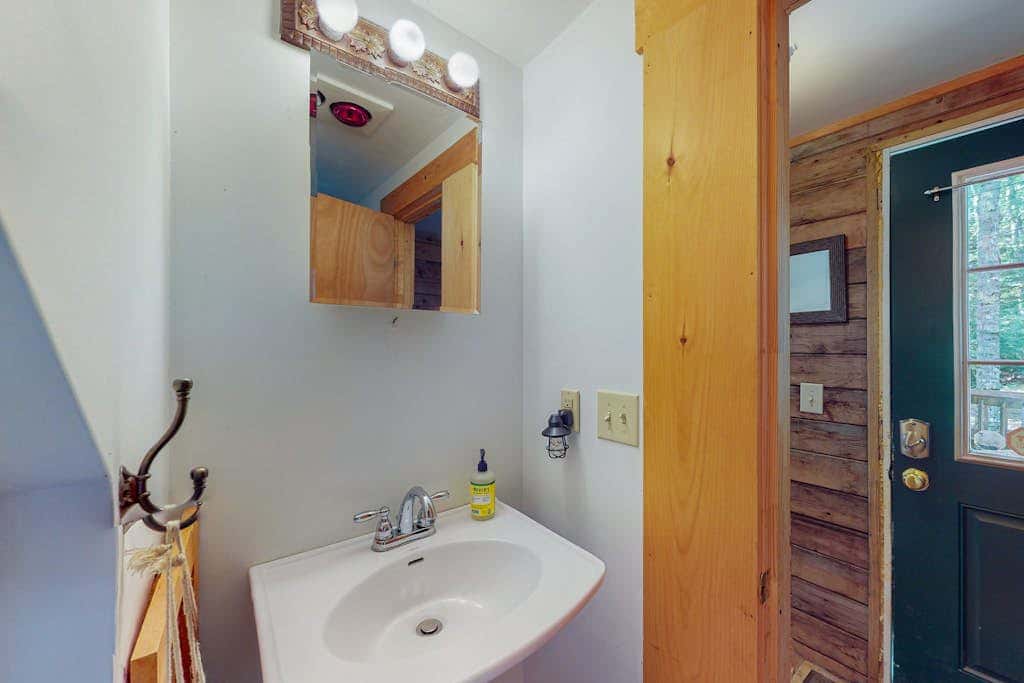 The Lazy Lumberjack Cottages