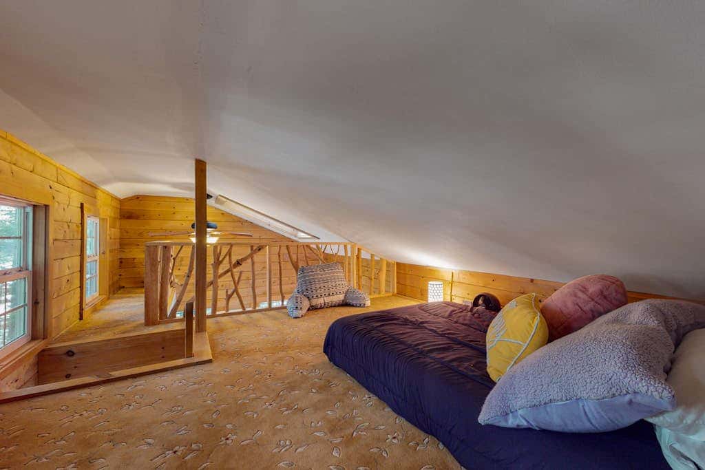 The Lazy Lumberjack Cottages