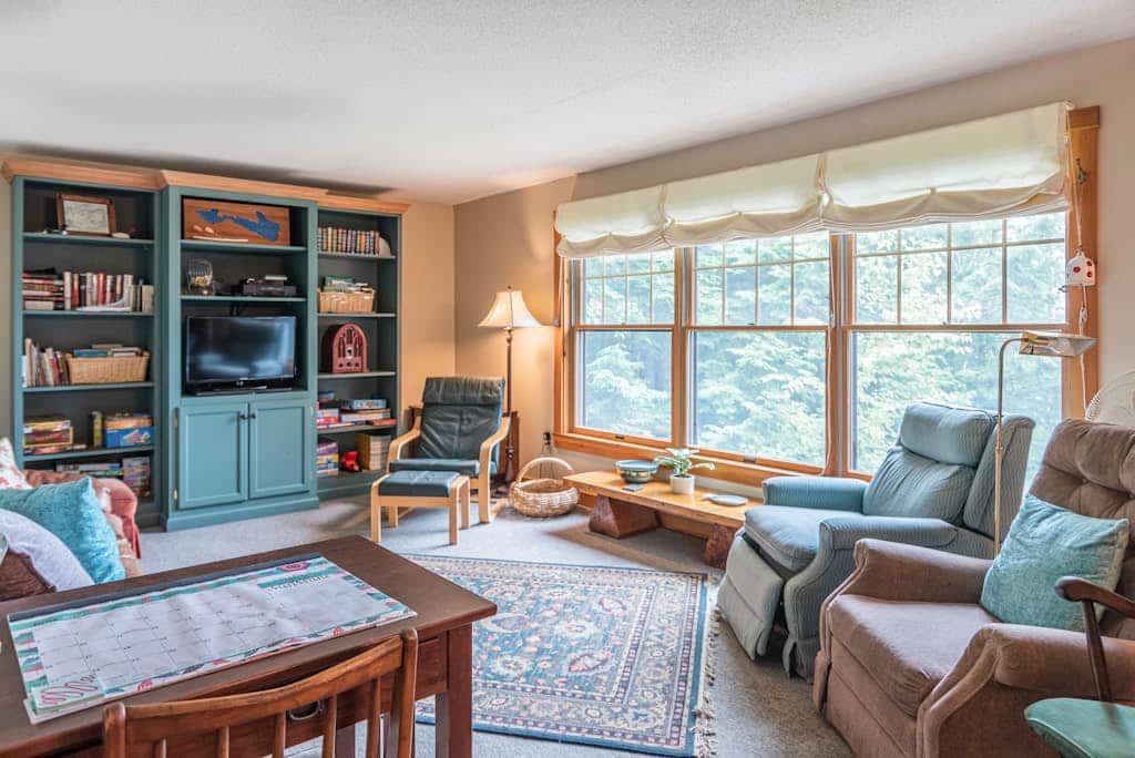 Gorgeous lakefront home w/ dock, canoe, kayaks & lake/forest views