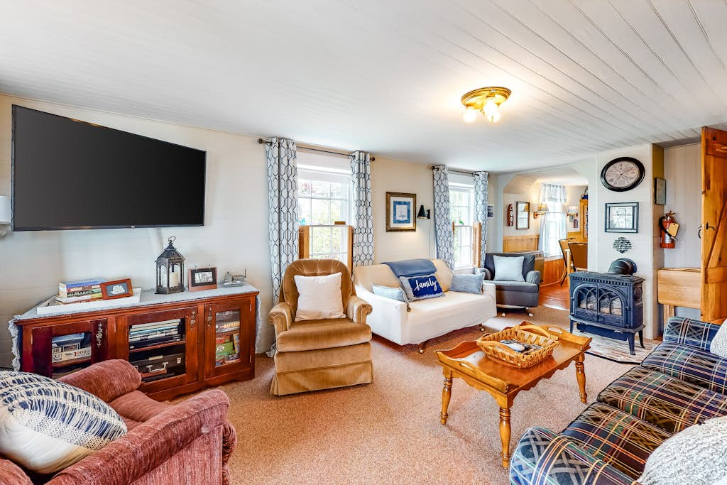 Ocean Point Cottage