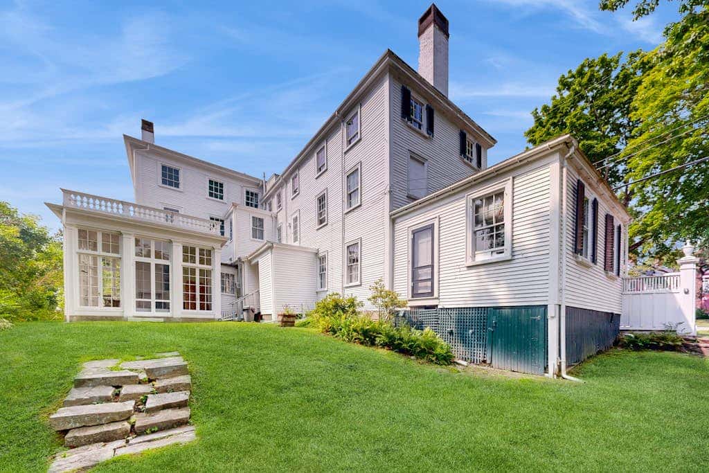 Nickels-Sortwell House