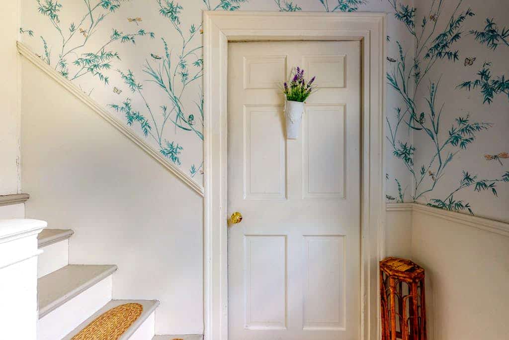 Maine Memories- Lovely studio w/full kitchen/free WiFi- next to river/antique shops/restaurants
