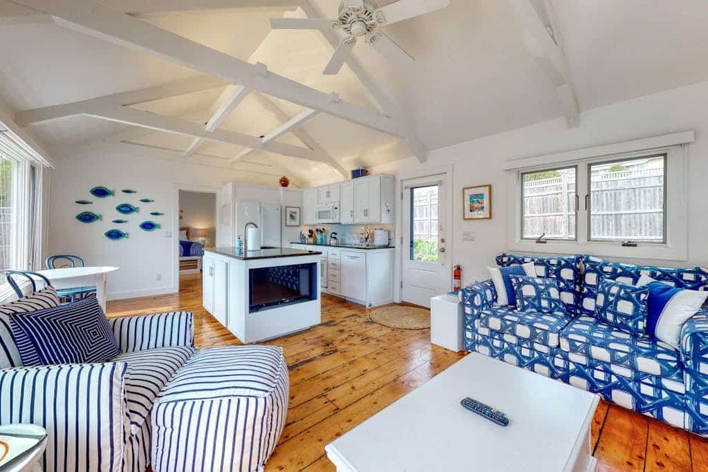 Oceanfront Cottage & Studio on Mill Cove w/ Water Views, Deck - Walk Downtown
