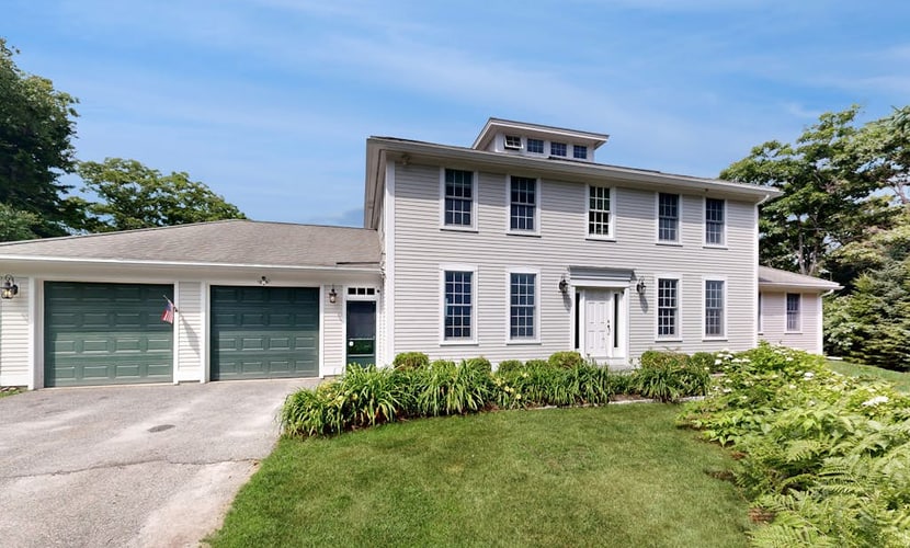 East Boothbay Gardens: Home w/ Ocean View, Gorgeous Garden & Dog-friendly