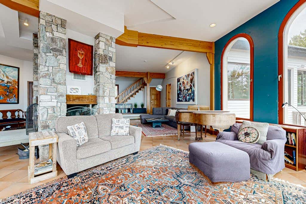 Oceanfront Gem