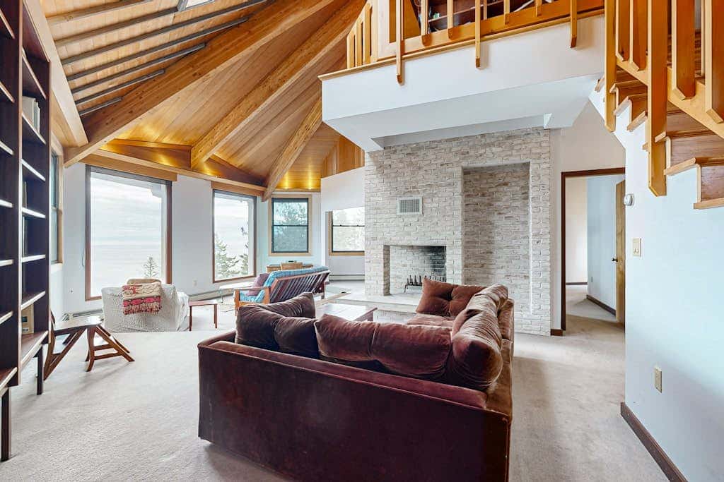 Oceanfront Gem