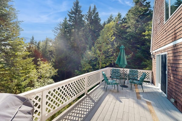Romley House | Deck & New Luxe Kitchen | Near Boothbay Harbor