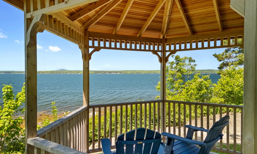 Waterfront Oasis - Charming home with stunning bay views, sunroom, gazebo, deck