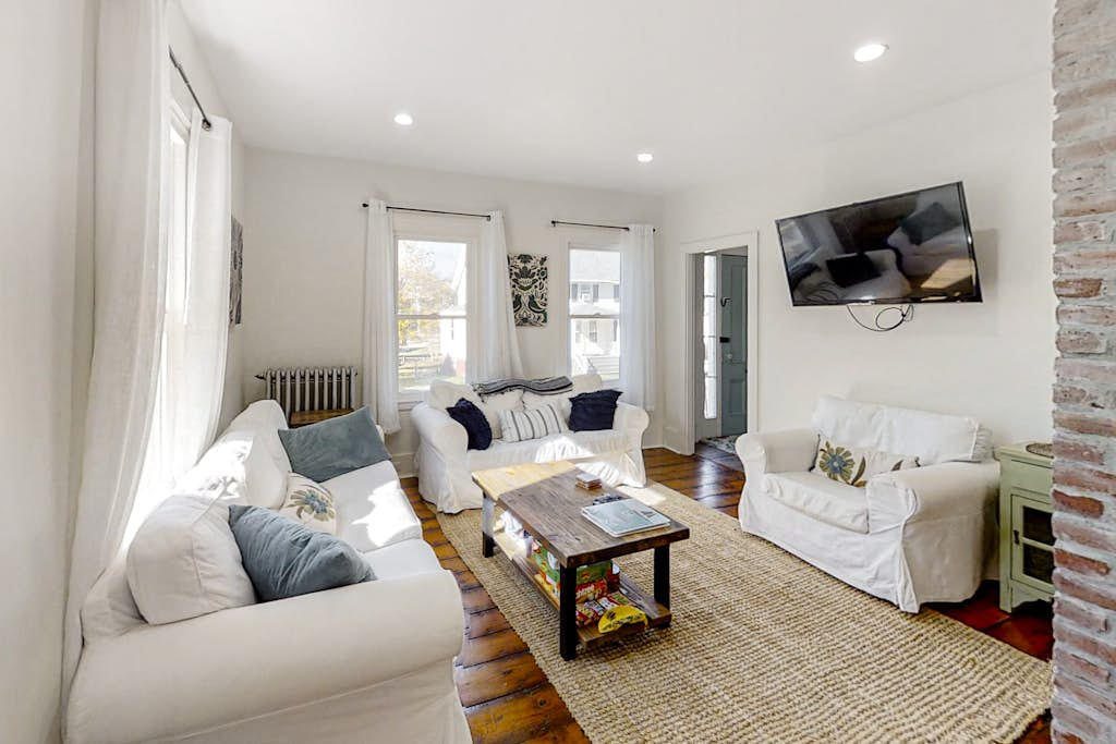 Boothbay Cottage