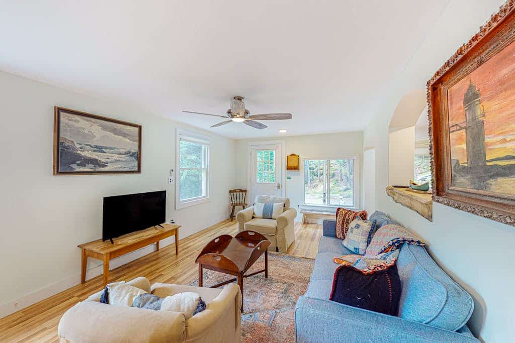 Overlook- Renovated home with water views, - dogs okay