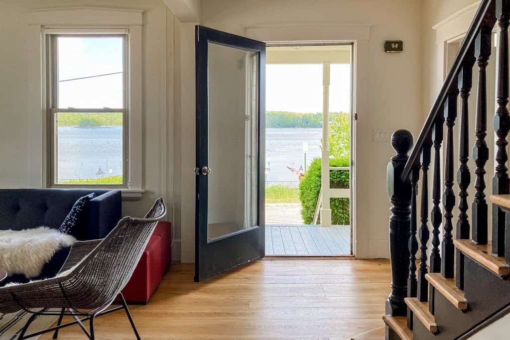 Sheepscot River Perch- Sweeping Sheepscot River views in newly renovated 200 year old Wiscasset home