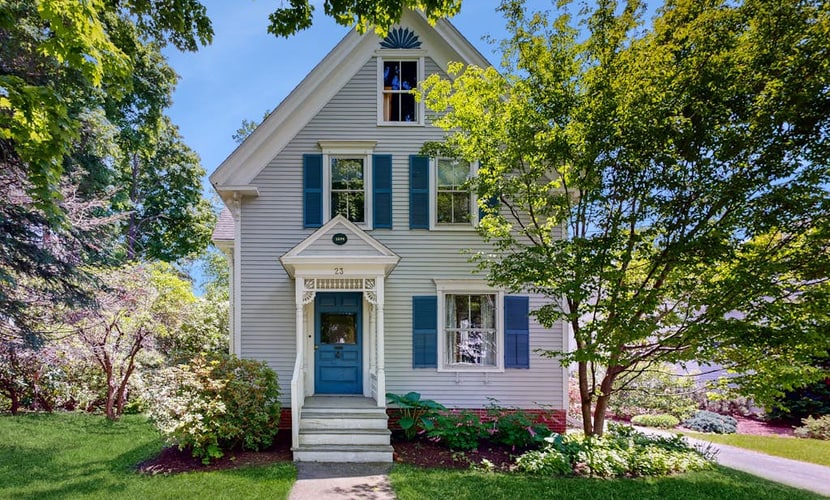 Parker House: Historic home - walk downtown, dog-friendly & washer/dryer