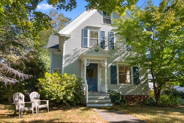 Parker House: Historic home - walk downtown, dog-friendly & washer/dryer