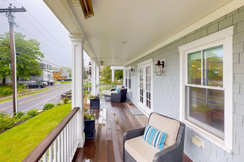 Harbor's End Unit B- Elegant home with veranda & water view, walk to downtown Boothbay Harbor