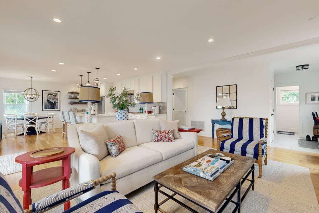 Harbor's End Unit B- Elegant home with veranda & water view, walk to downtown Boothbay Harbor