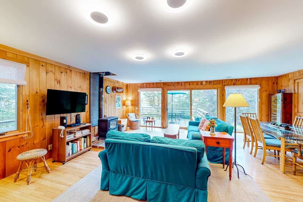 Dog-friendly 3-story home with wood stove, deck, grill, ocean views, W/D, AC