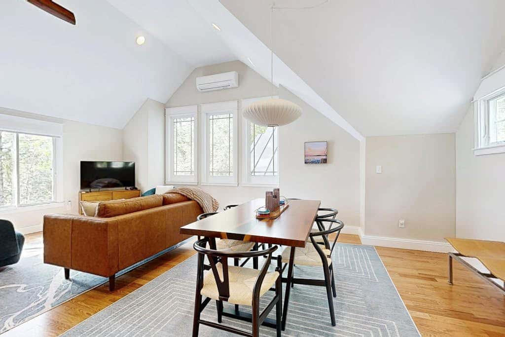 Edgecomb Riverhouse