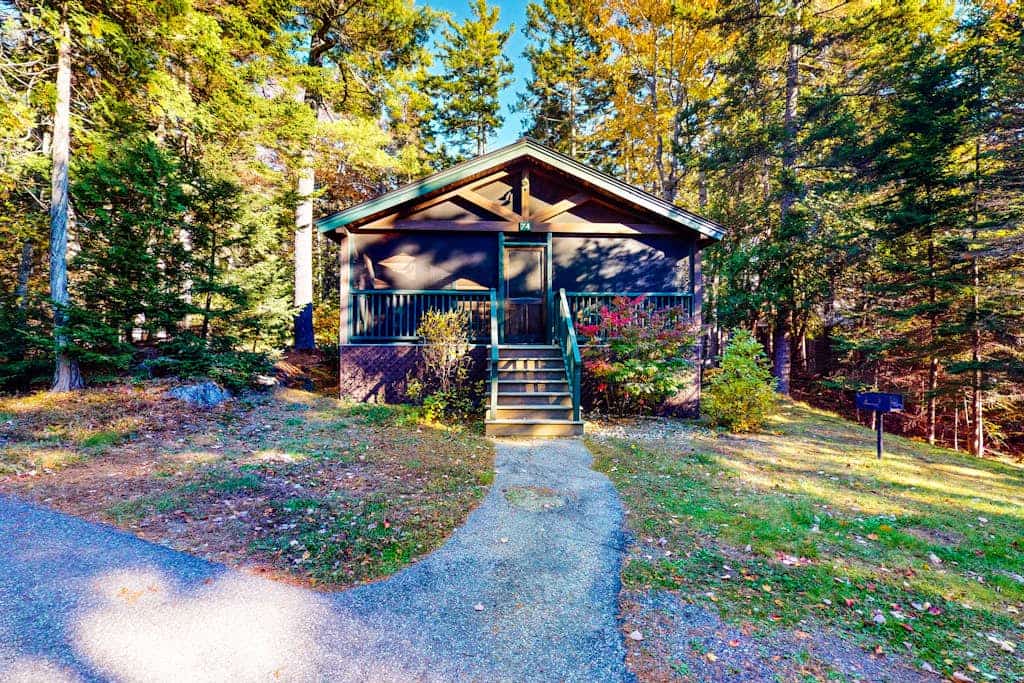 Balsam Fir Cabin - Relax in a 2BR cabin w/kitchen, fireplace, A/C & access to outdoor adventures