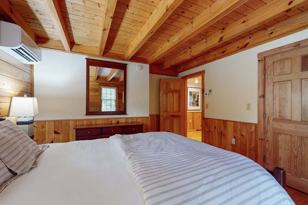 Bear Cub Cabin 70