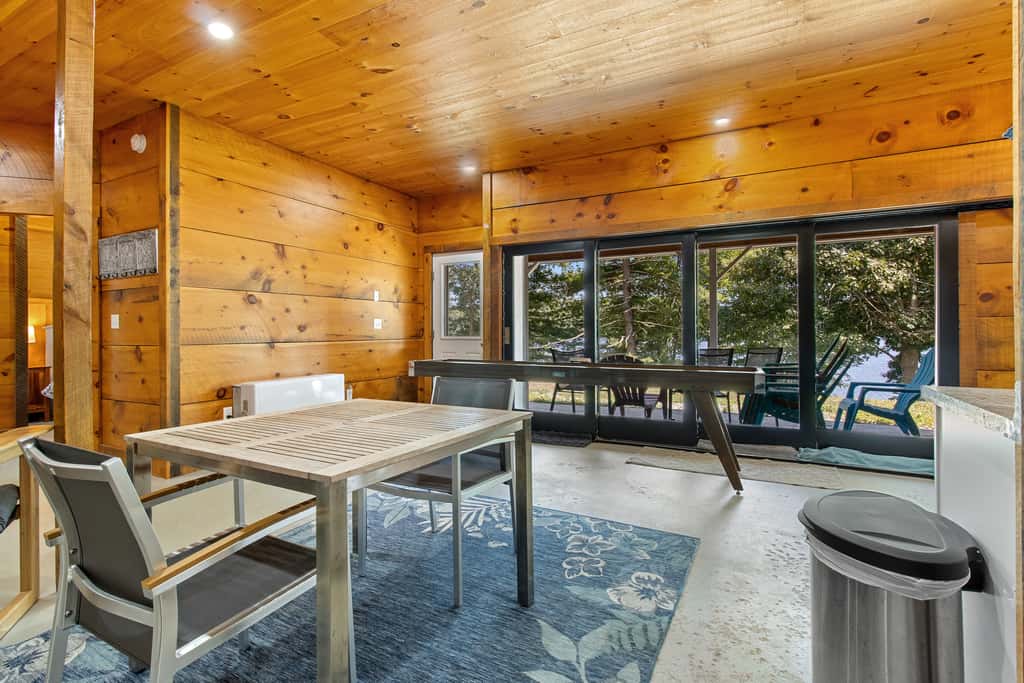 Hunt Acres Grey Cottage