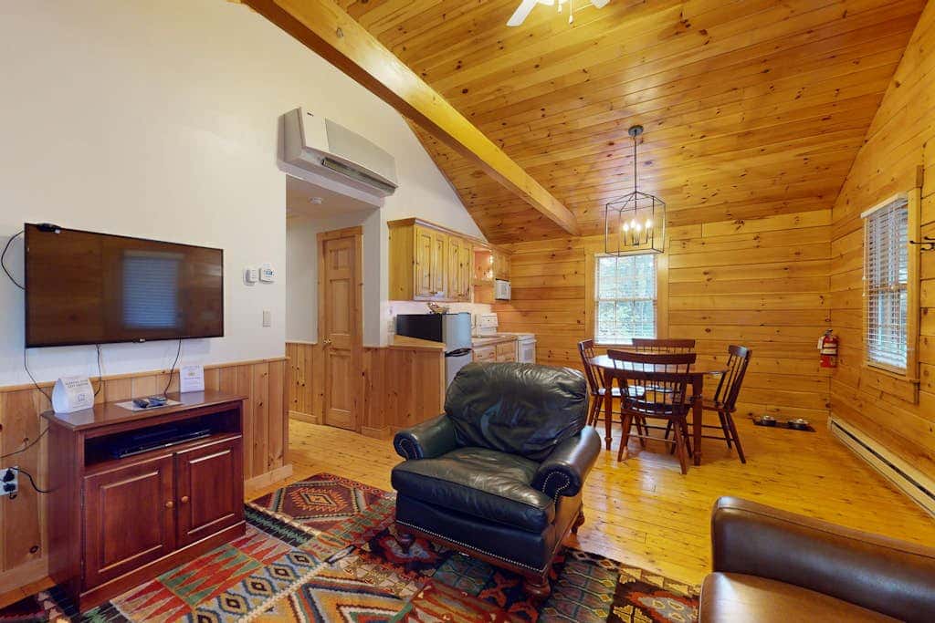 Alder Cabin 90