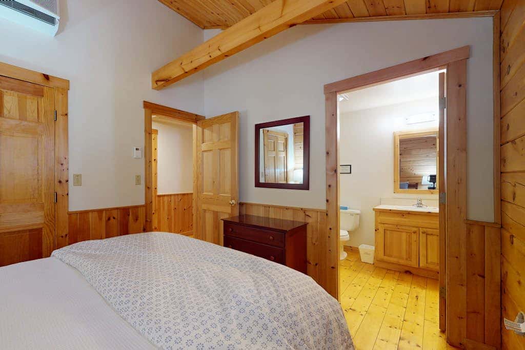 Alder Cabin 90