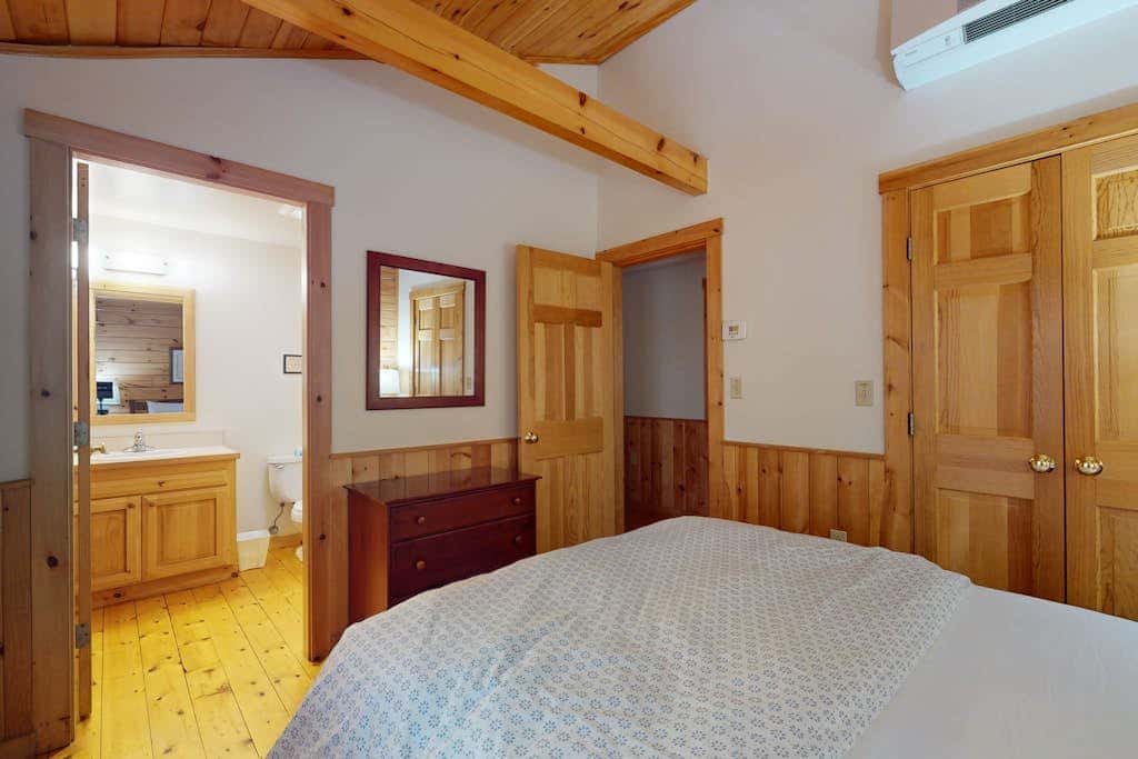 Alder Cabin 90