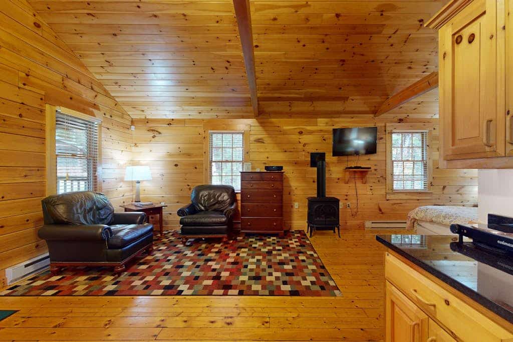 Woodpecker Cabin 87