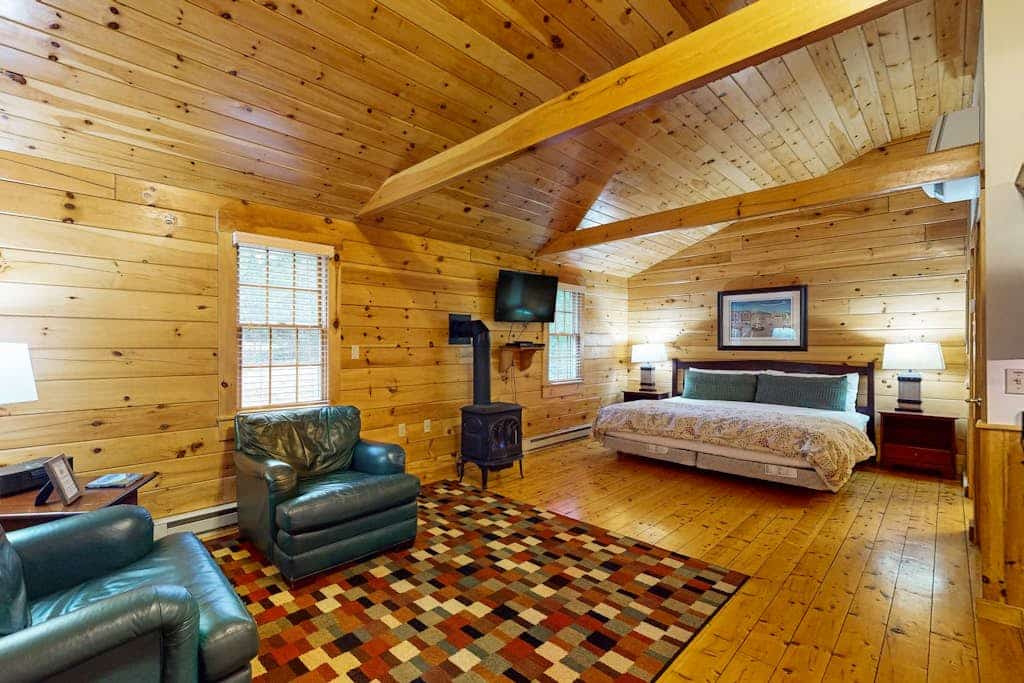 Loon Cabin 89