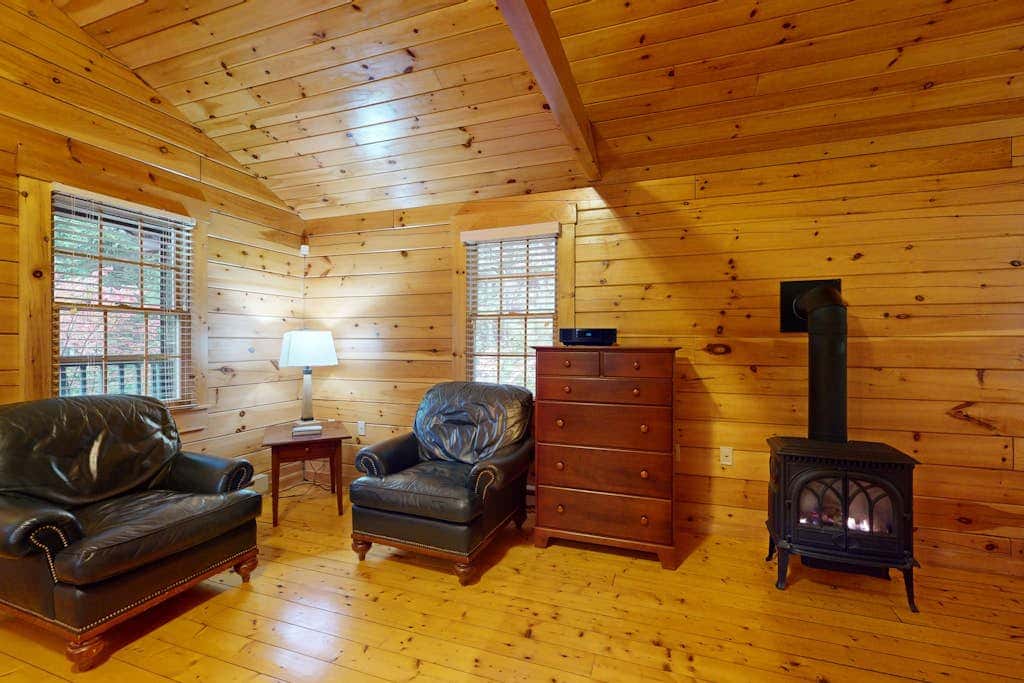 Puffin Cabin 94