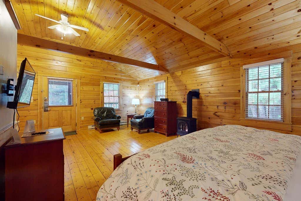 Puffin Cabin 94