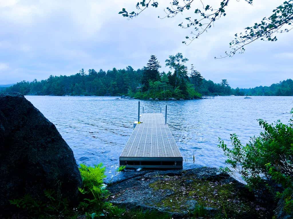 Loon Haven - Spacious Lakefront Home with a Sandy Beach, Kayaks, and Stunning Panoramic Views