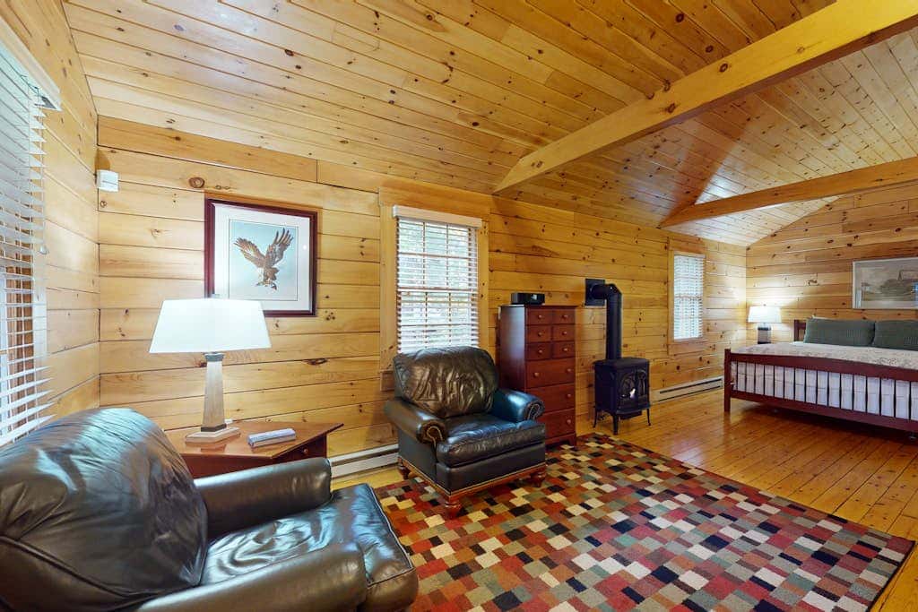 Owl Cabin 98
