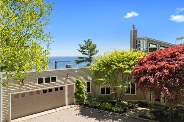 Elegant ocean view home with breathtaking views, private hot tub & large deck