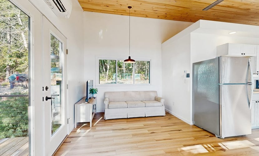 Modern Maine cottage with river views, deck, and a convenient washer/dryer