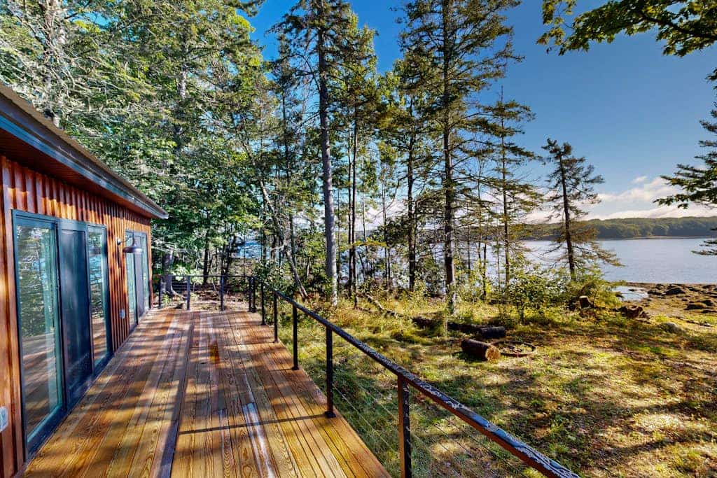 Modern Maine cottage with river views, deck, and a convenient washer/dryer