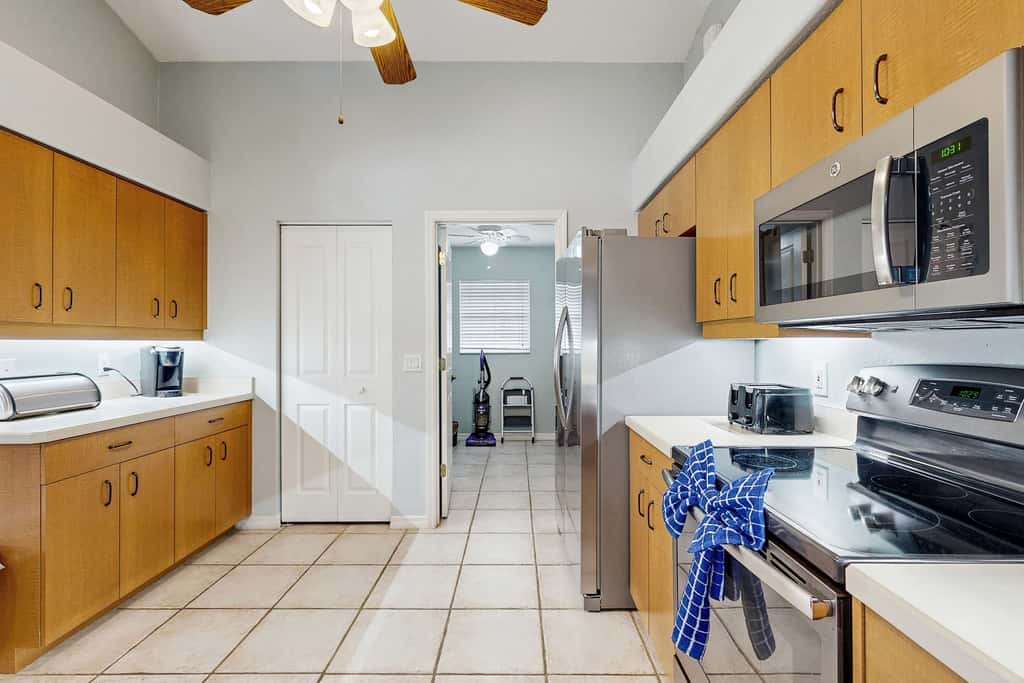 Pet Friendly Home with Outdoor Space & Private Pool