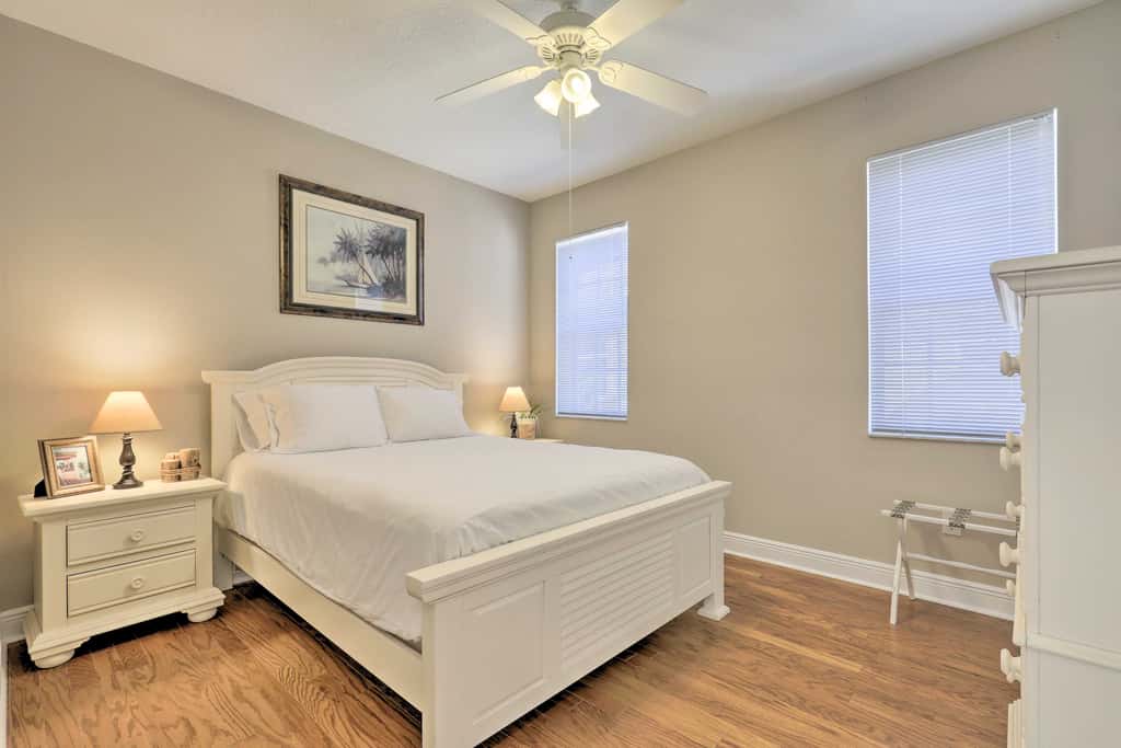 Waterfront Gem w/ Pool & Dock in Apollo Beach