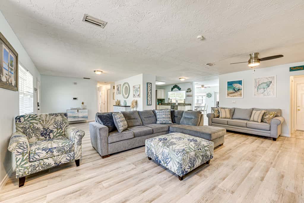 < 2 Mi to Beach & Marina: Bright Ruskin Retreat!