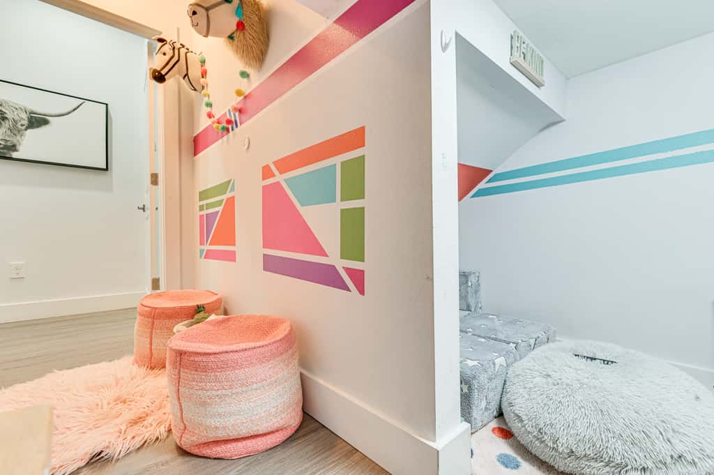 Modern Home | Pet Friendly | Kids Playroom | More!