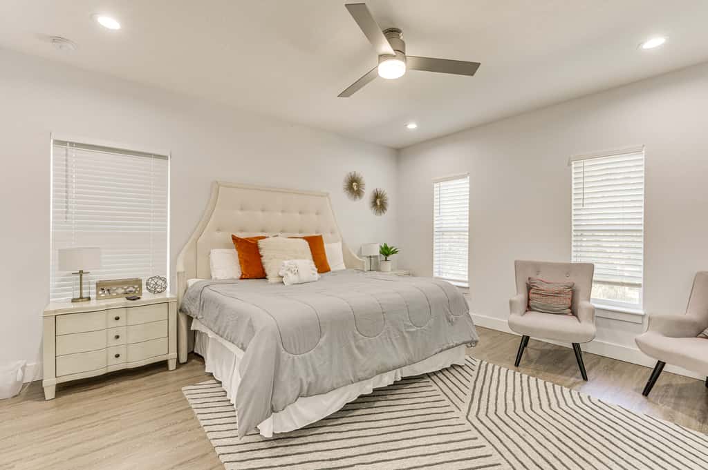 Modern Home | Pet Friendly | Kids Playroom | More!