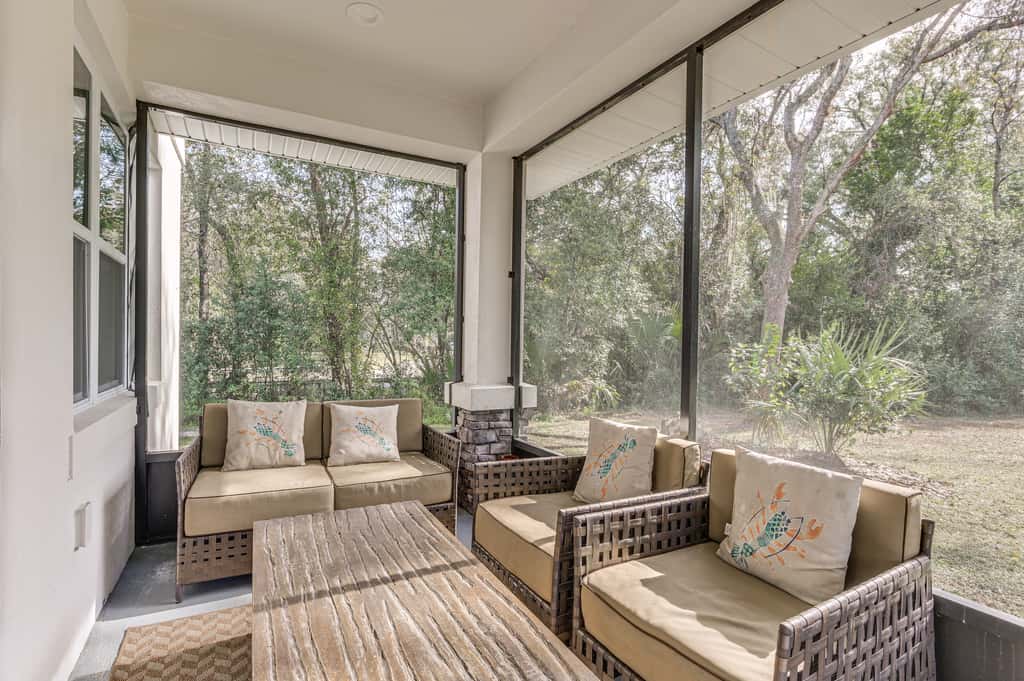Modern Home | Pet Friendly | Kids Playroom | More!