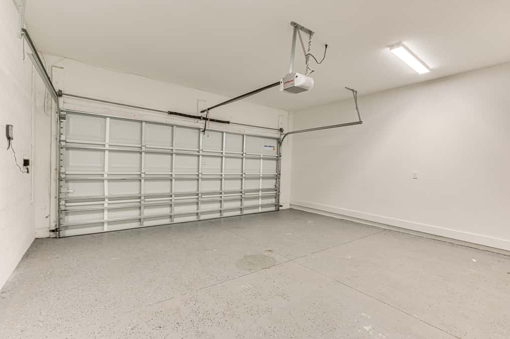 Modern Home | Pet Friendly | Kids Playroom | More!