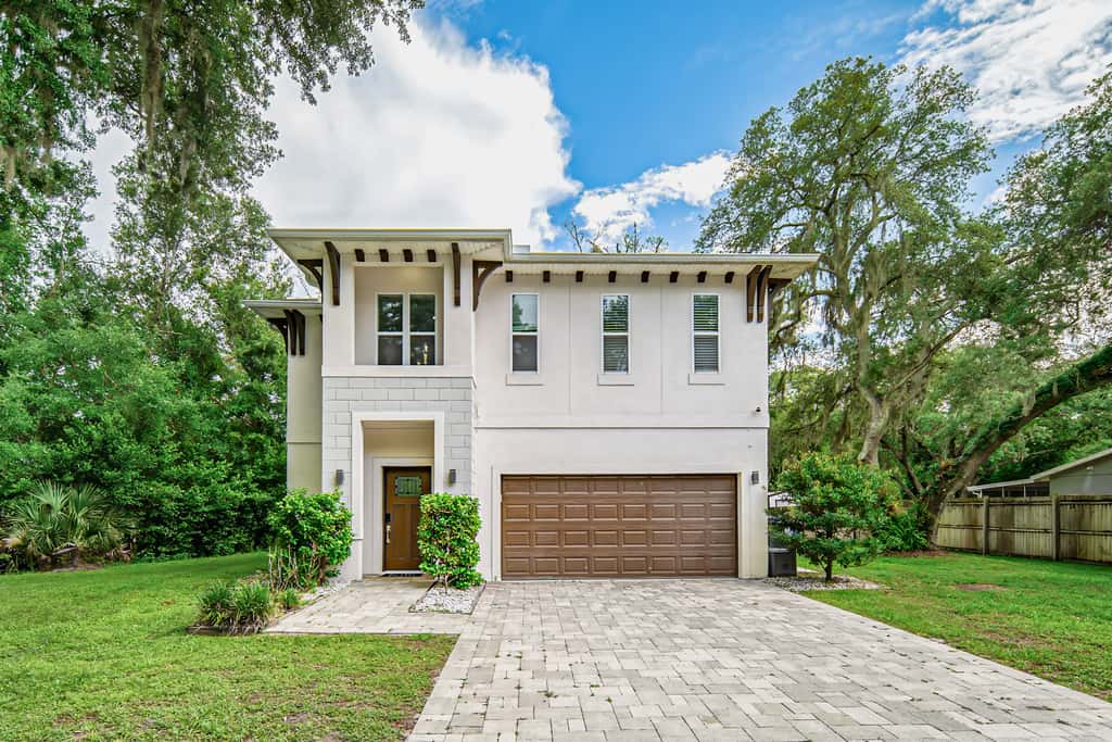 Modern Home | Pet Friendly | Kids Playroom | More!