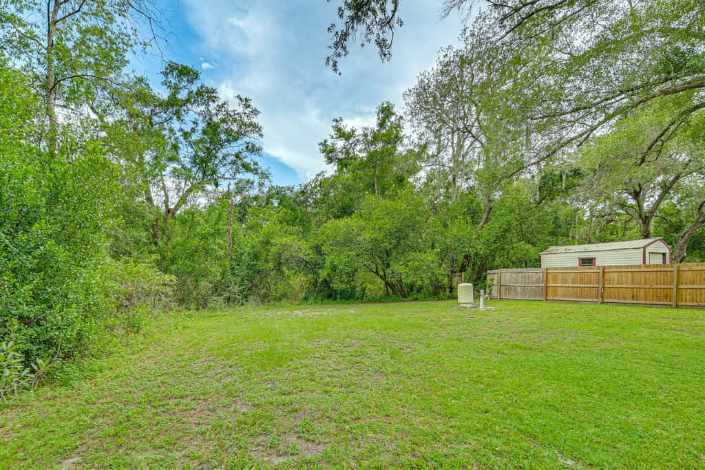Modern Home | Pet Friendly | Kids Playroom | More!