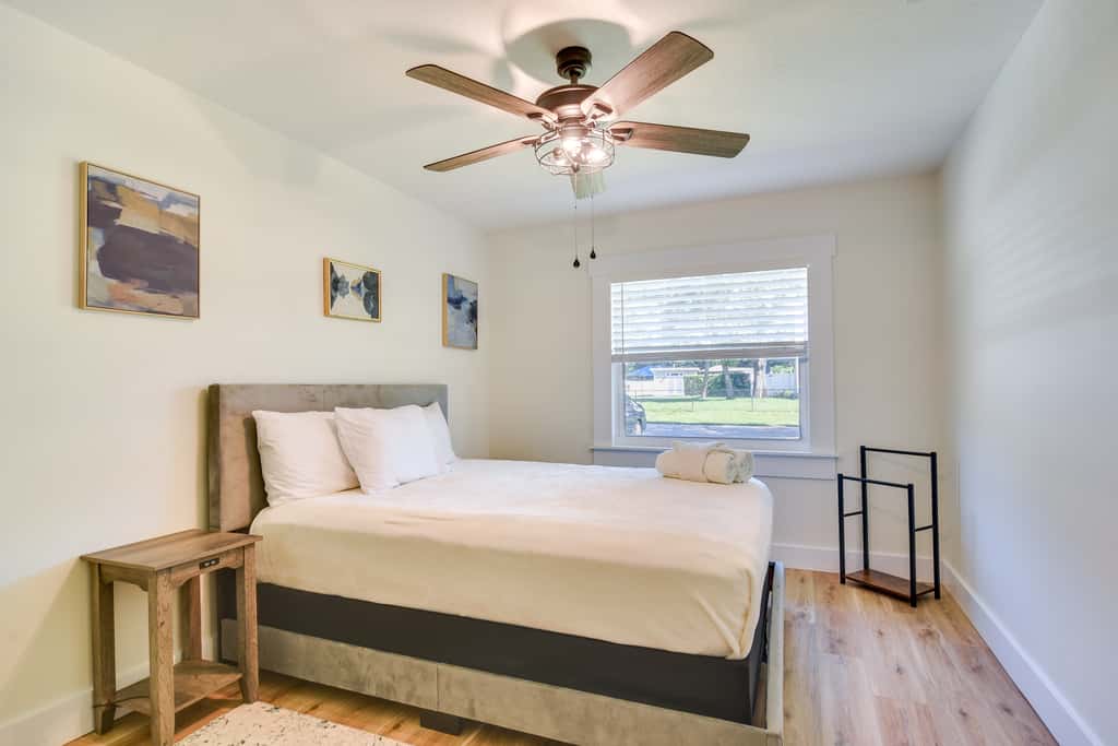 Idyllic Tampa Home w/ Private Pool: 11 Mi to Beach